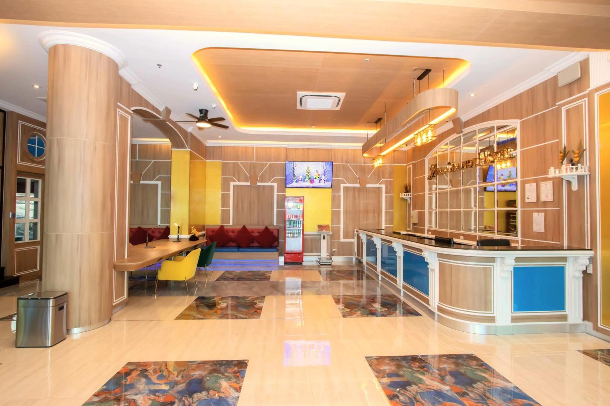 Sira Grande Hotel & Spa Patong Exteriér fotografie