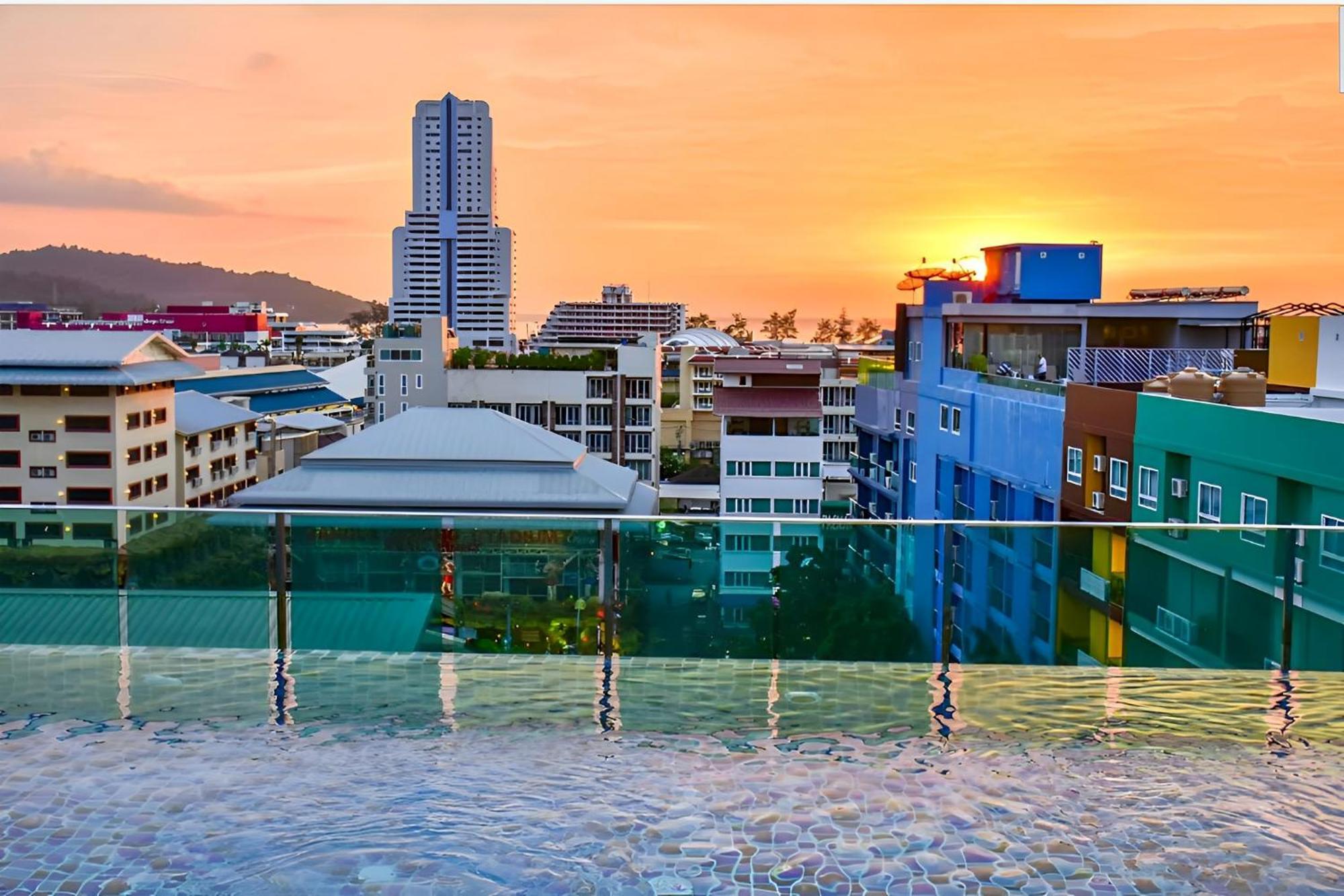 Sira Grande Hotel & Spa Patong Exteriér fotografie