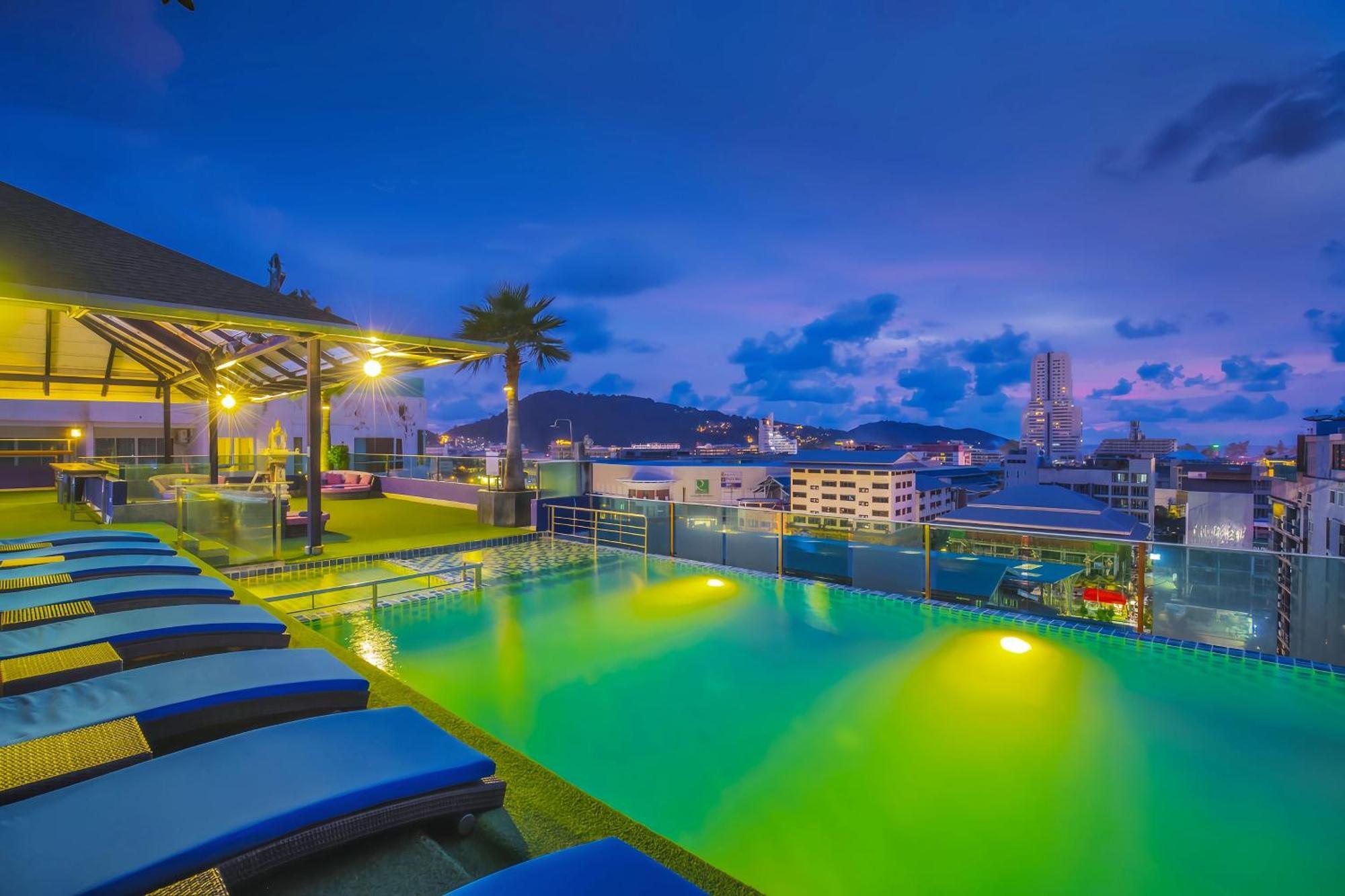 Sira Grande Hotel & Spa Patong Exteriér fotografie