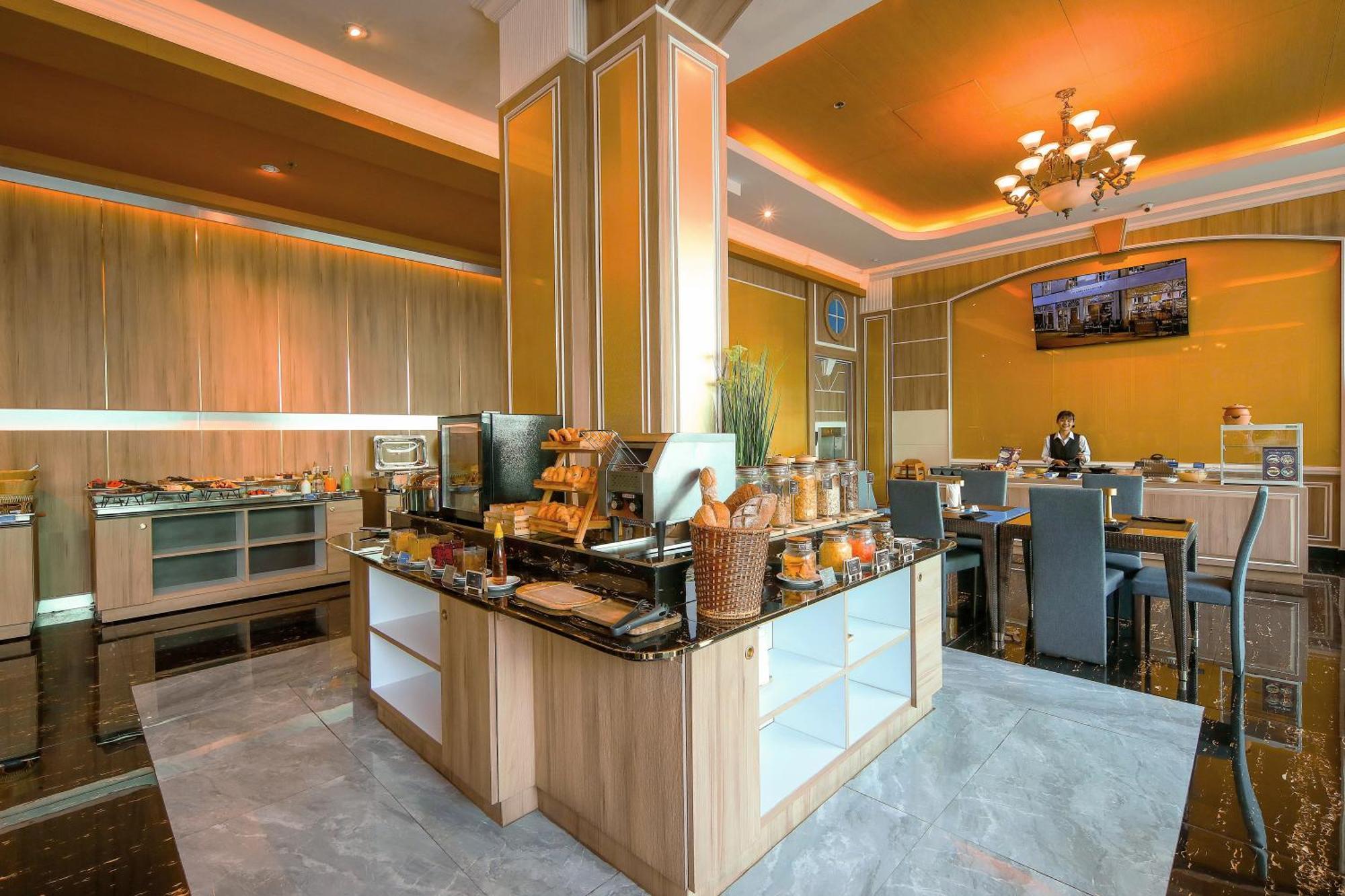 Sira Grande Hotel & Spa Patong Exteriér fotografie