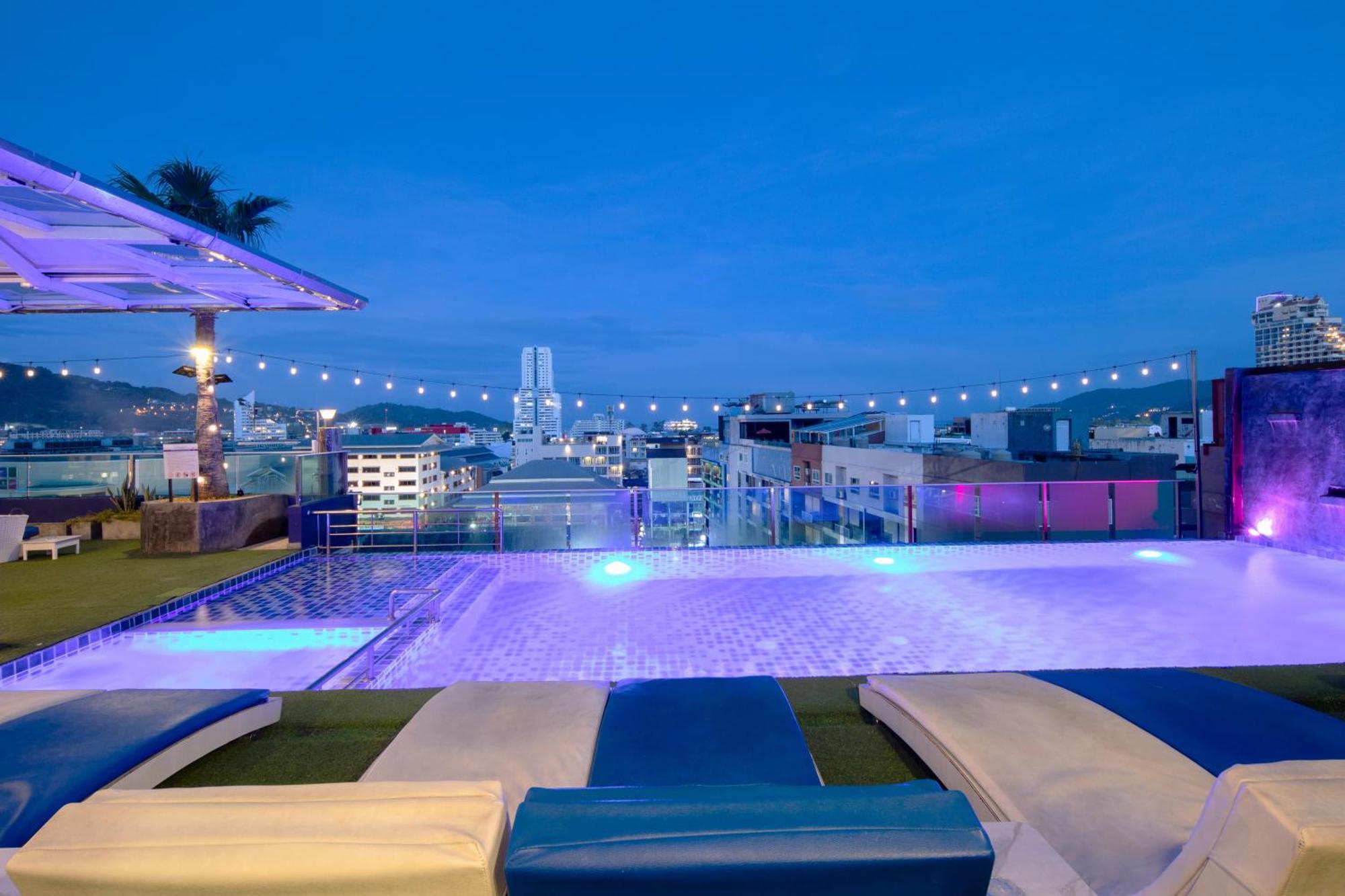 Sira Grande Hotel & Spa Patong Exteriér fotografie